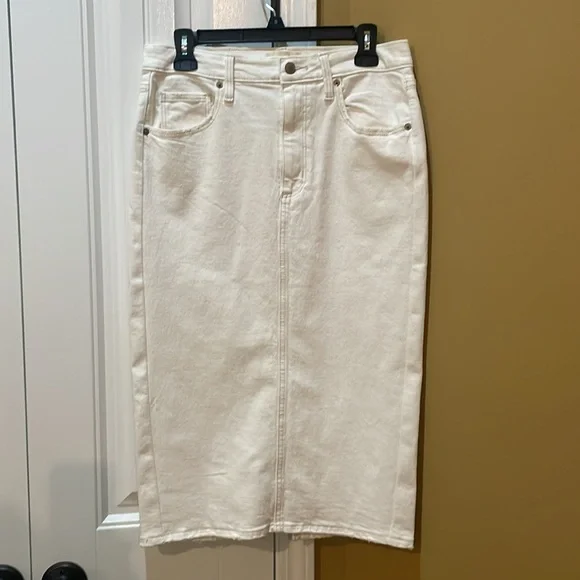 UNIVERSAL THREAD WHITE DENIM SKIRT - Picture 8 of 11